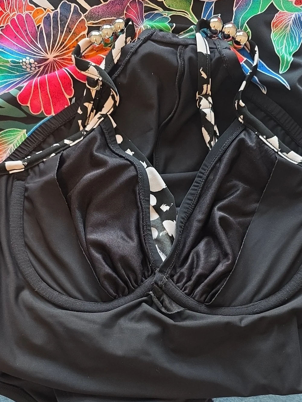 Magicsuit Hot Spot Louise one piece swimsuit Size 8